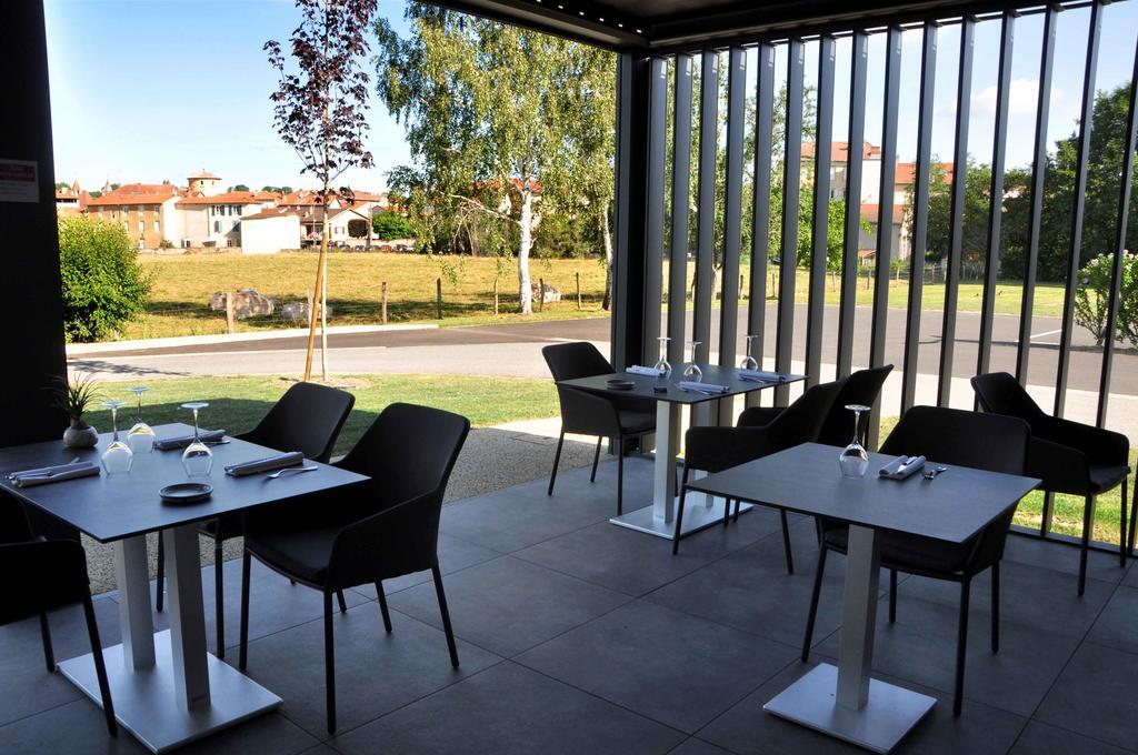 Hotel Relais De L'abbaye à Charlieu Extérieur photo